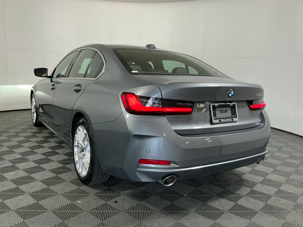 Used 2025 BMW 330i Sedan w/ Convenience Package RWD image 7