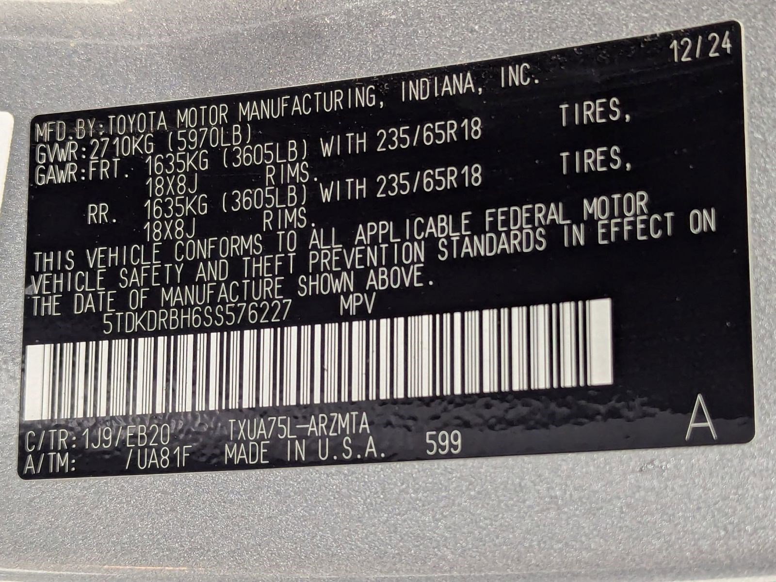 Used 2025 Toyota Highlander XLE image 18