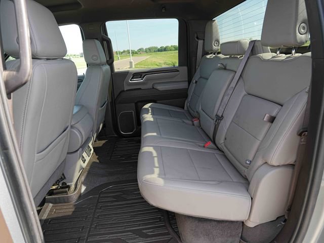 Used 2024 GMC Sierra 2500 SLT AWD/4WD image 19