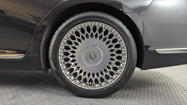 Used 2020 Genesis G90 3.3T Premium image 35