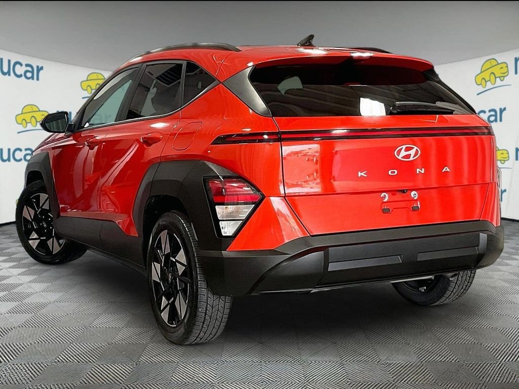 Used 2024 Hyundai Kona SEL FWD image 4