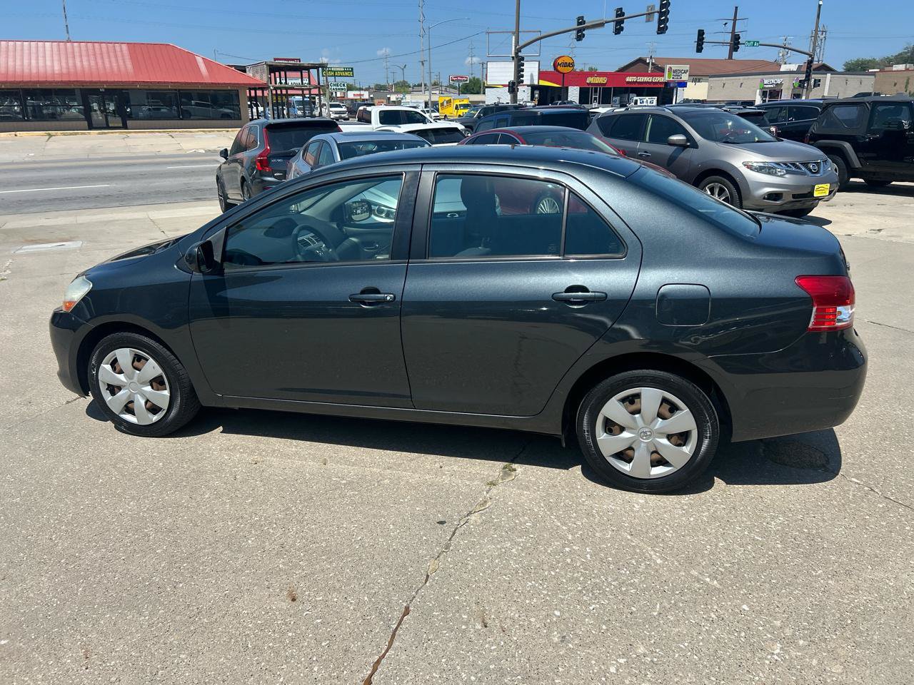 Used 2008 Toyota Yaris Sedan FWD image 6