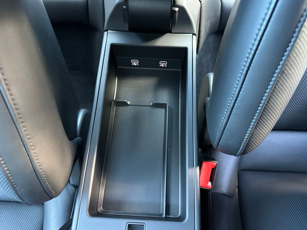 Certified 2024 Porsche 911 Carrera GTS image 27