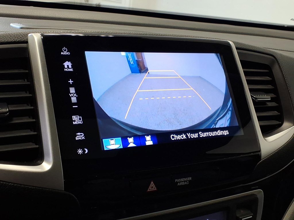 Used 2017 Honda Pilot Touring image 15