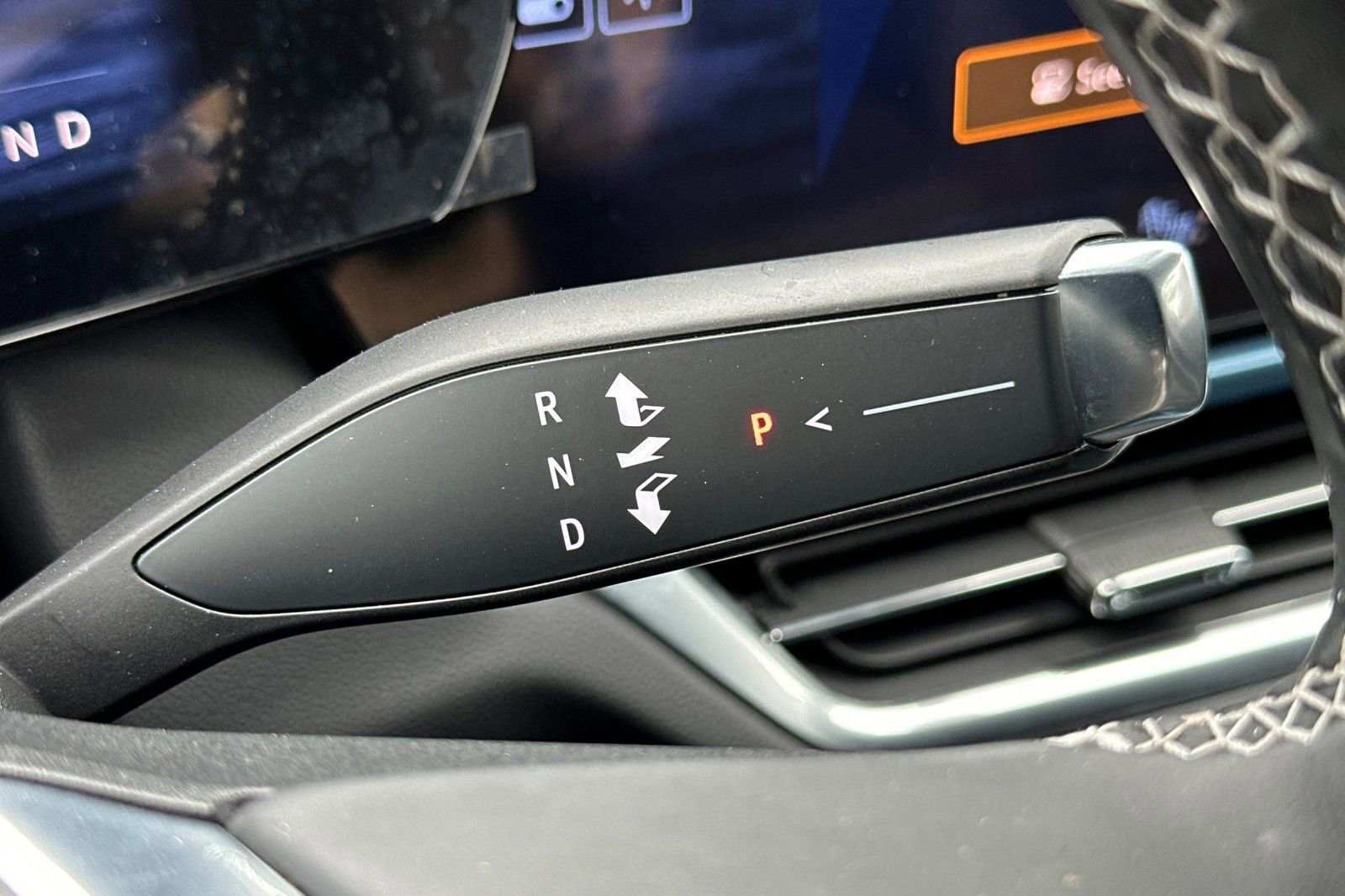 Used 2024 Chevrolet Equinox EV LT image 25