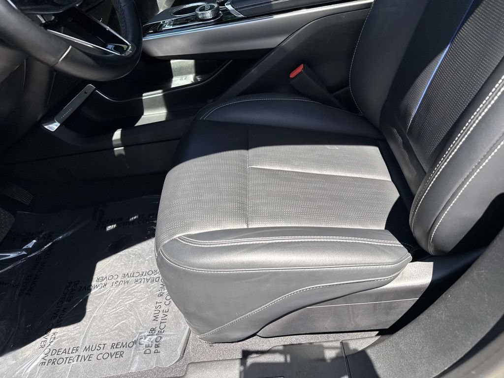 Certified 2024 Cadillac Lyriq Sport AWD/4WD image 28