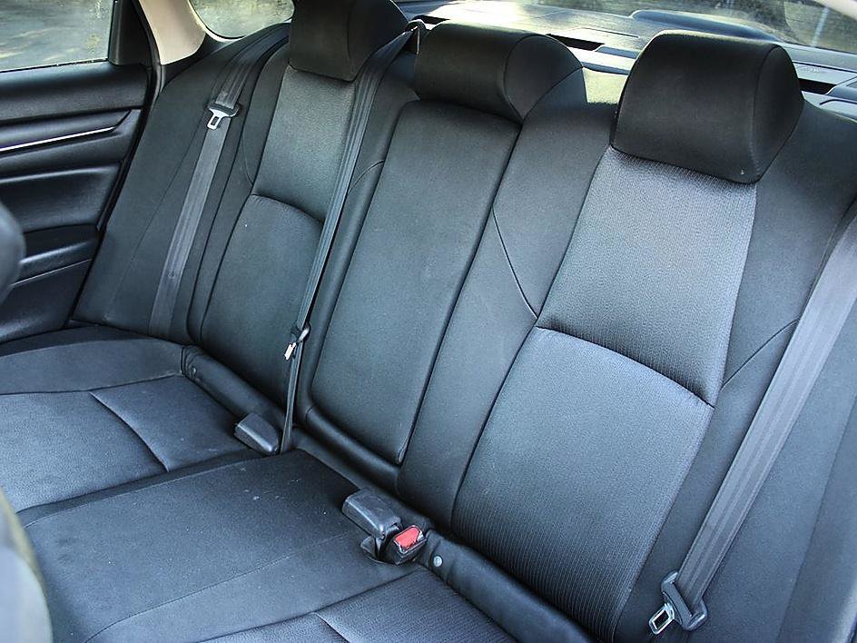 Used 2018 Honda Accord LX image 16