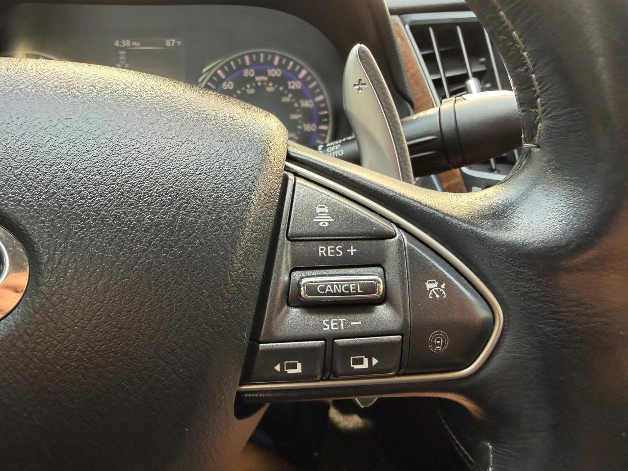 Used 2014 INFINITI Q50 Premium w/ Technology Package RWD image 30