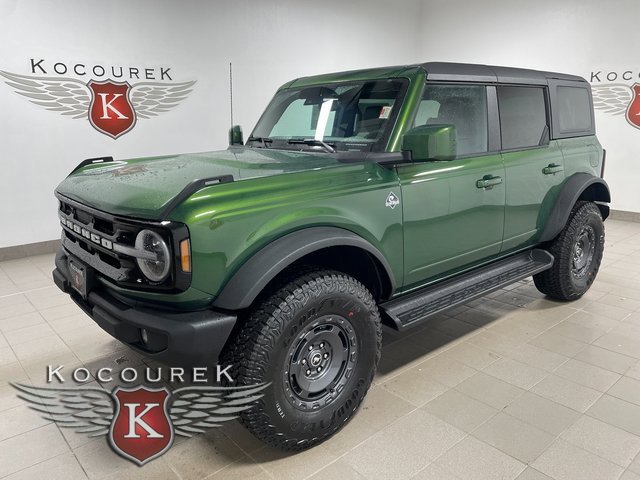 New 2025 Ford Bronco Outer Banks w/ Sasquatch Package image 3