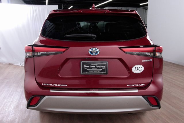 Used 2020 Toyota Highlander Limited Platinum image 4