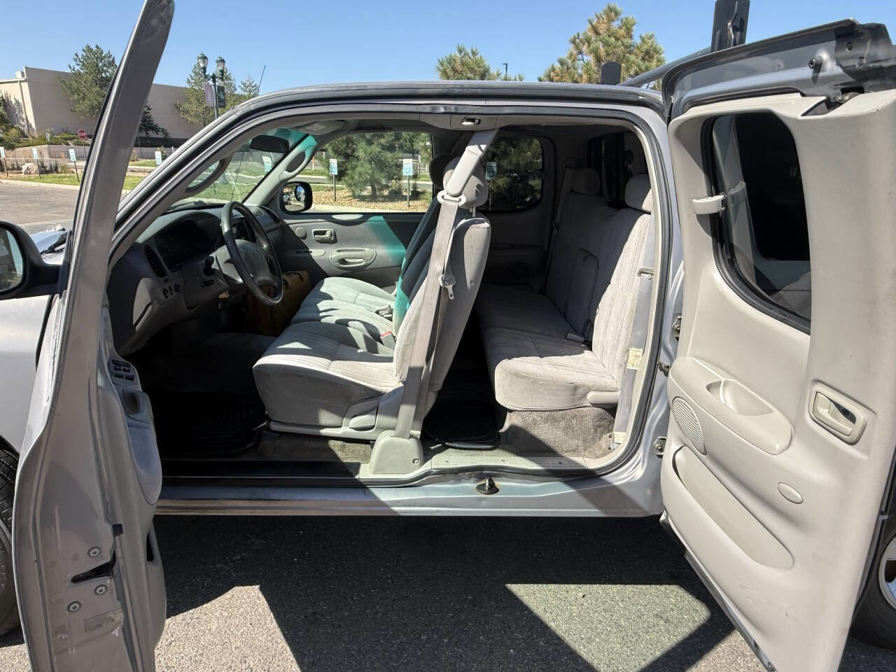 Used 2000 Toyota Tundra SR5 AWD/4WD image 13