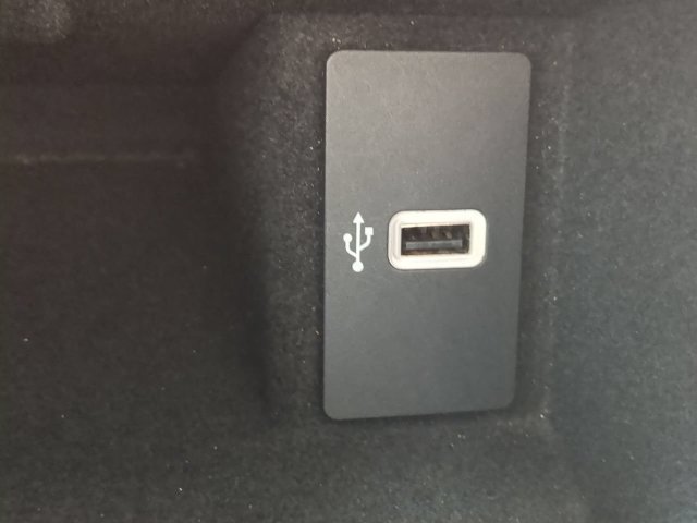 Used 2017 Lincoln MKX Select w/ Select Plus Package FWD image 22