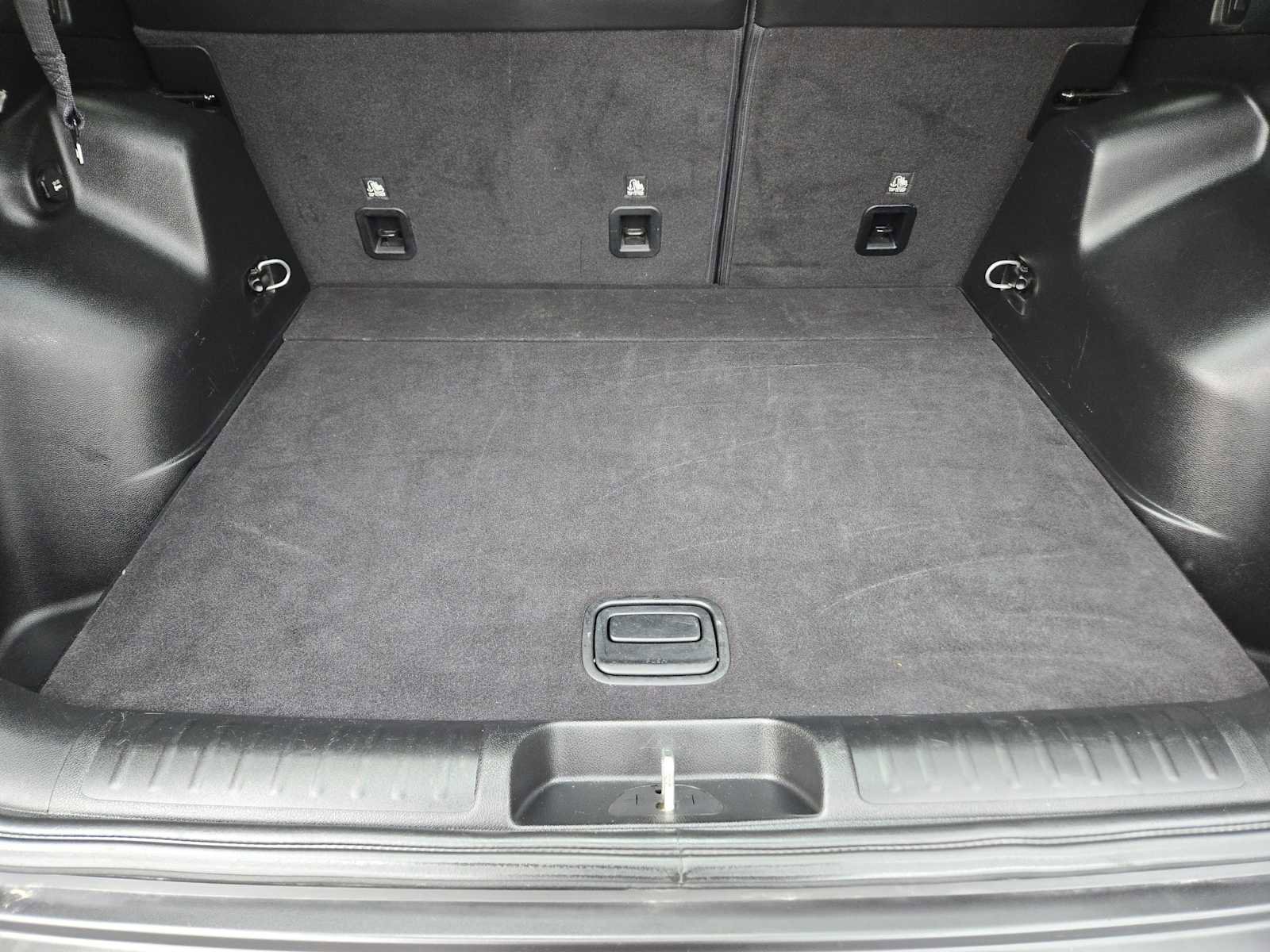 Used 2020 Jeep Cherokee Latitude Plus image 26