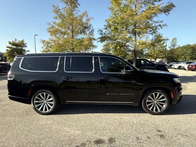 Used 2023 Jeep Grand Wagoneer L 4WD w/ Flexible Seating Group image 2