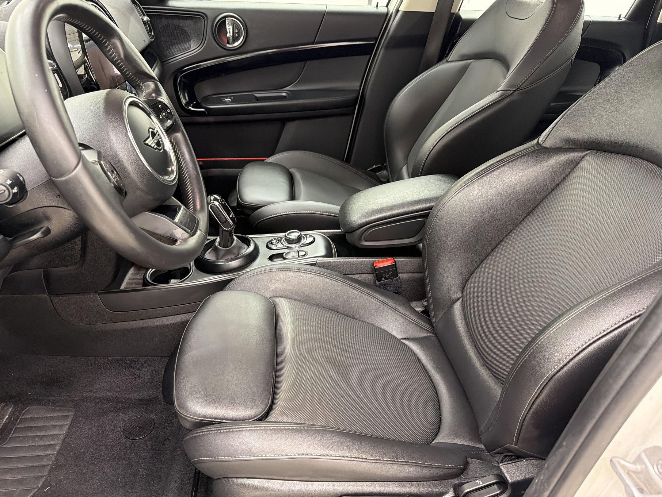 Used 2024 MINI Cooper Countryman S FWD image 5