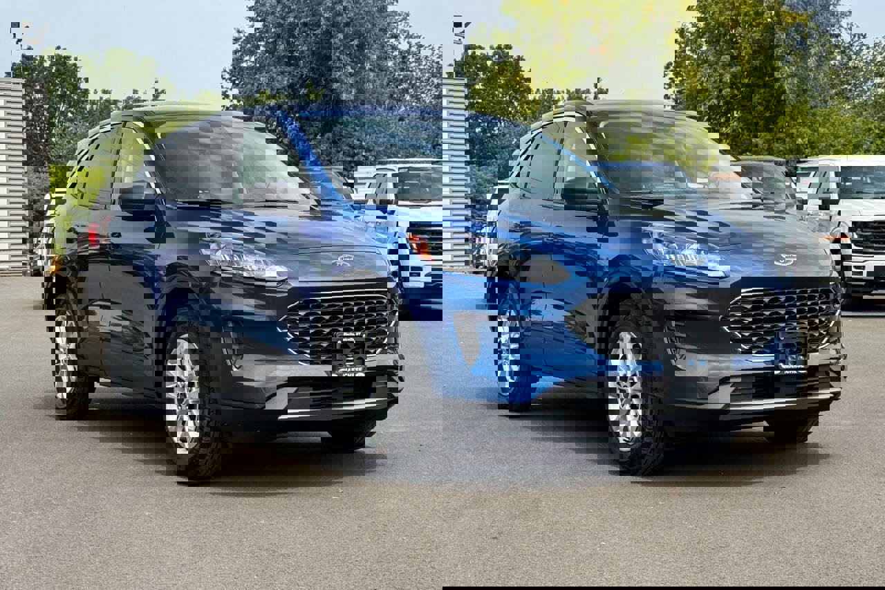 Used 2022 Ford Escape SE w/ Convenience Package