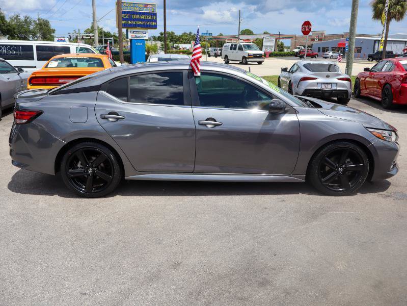 Used 2022 Nissan Sentra SR w/ Electronics Package FWD image 7