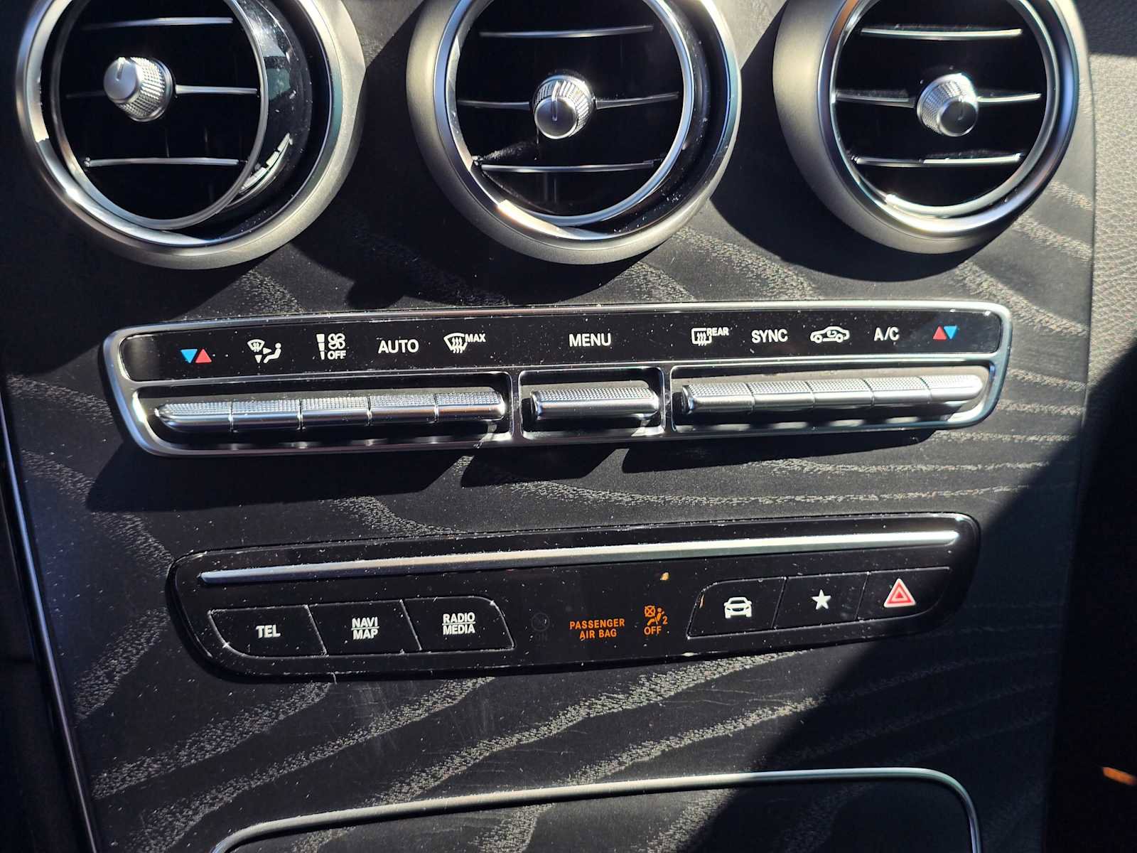 Used 2021 Mercedes-Benz GLC 300 4MATIC image 30
