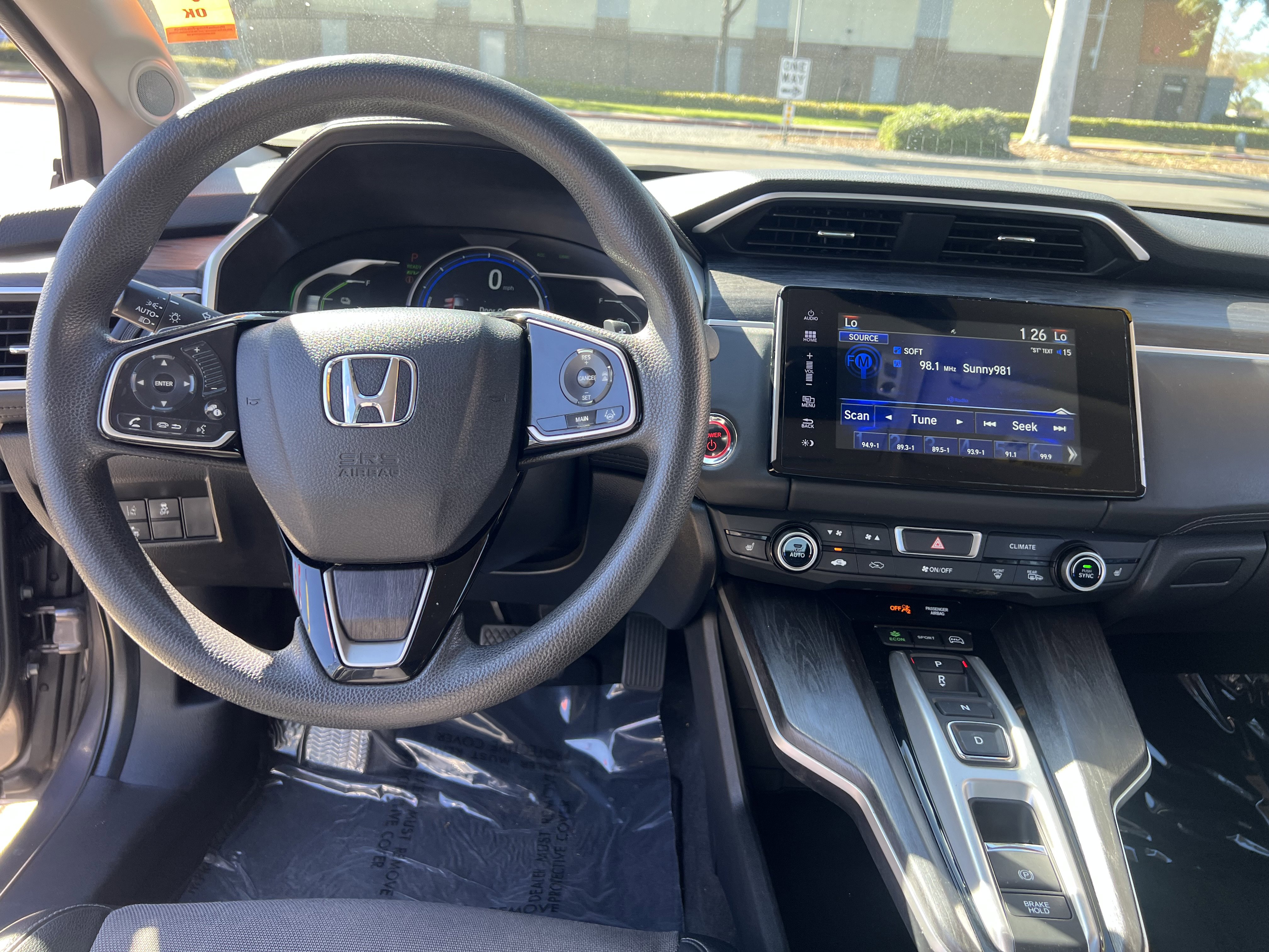 Used 2018 Honda Clarity Plug-In Hybrid image 18