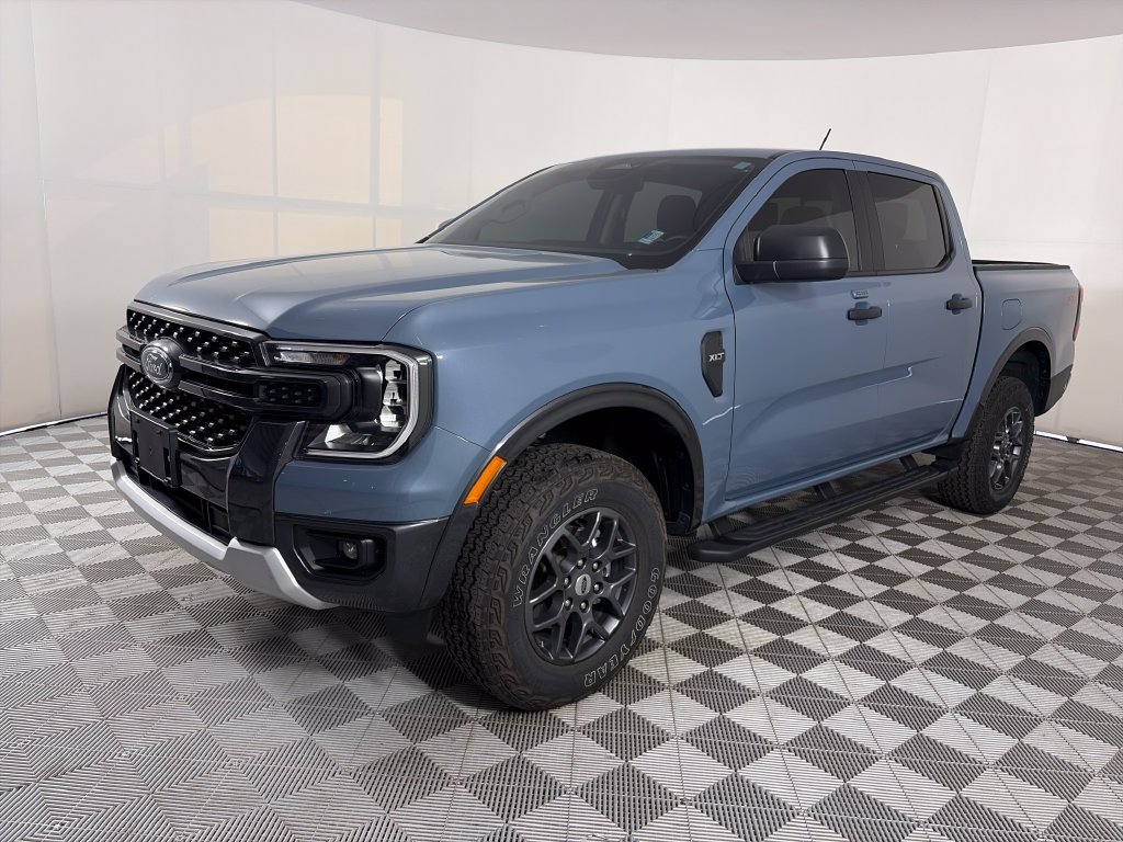 Used 2024 Ford Ranger XLT w/ FX4 Off-Road Package AWD/4WD image 3