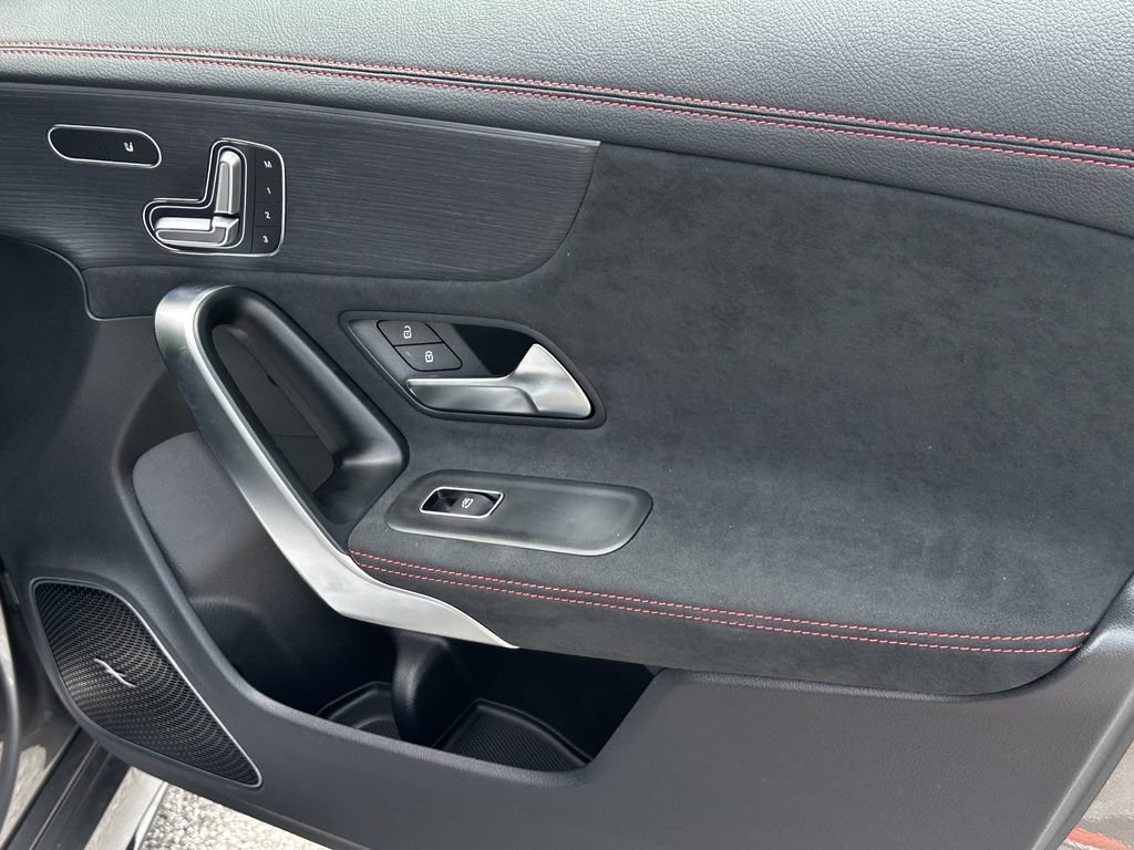 New 2025 Mercedes-Benz CLA 35 AMG 4MATIC image 16
