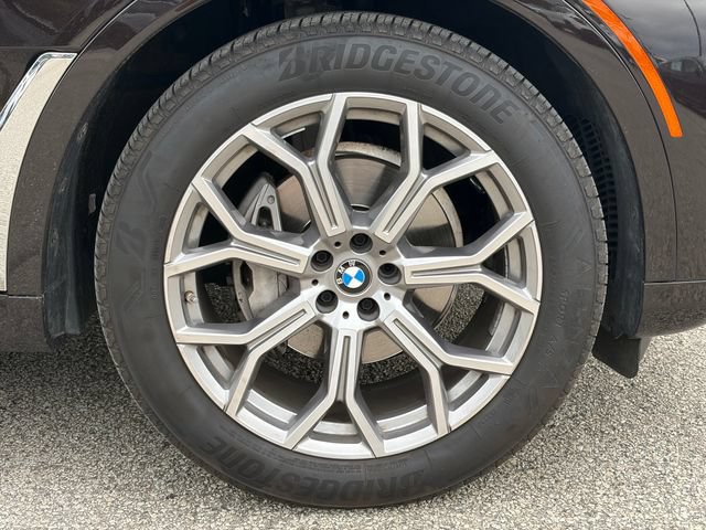 Used 2022 BMW X7 xDrive40i w/ Executive Package AWD/4WD image 28