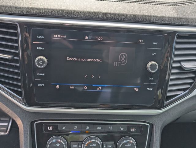 Used 2022 Volkswagen Atlas SEL Premium image 19