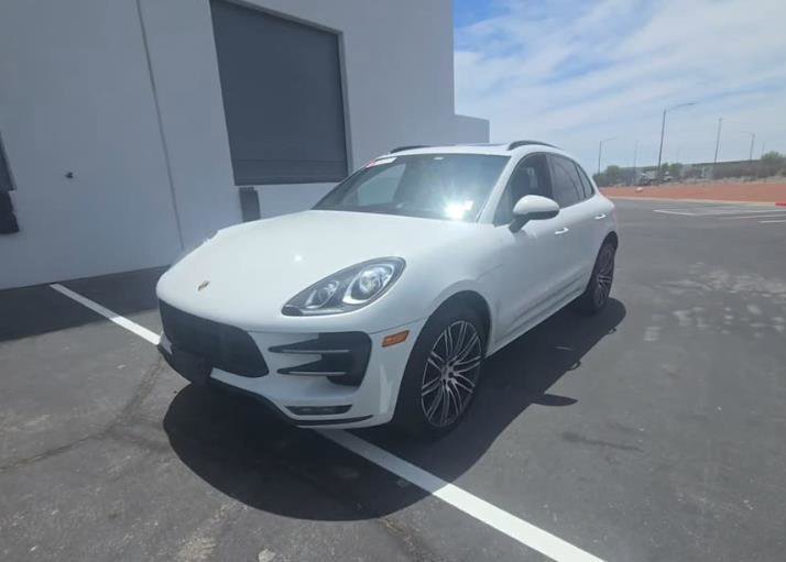 Used 2017 Porsche Macan Turbo AWD/4WD image 11