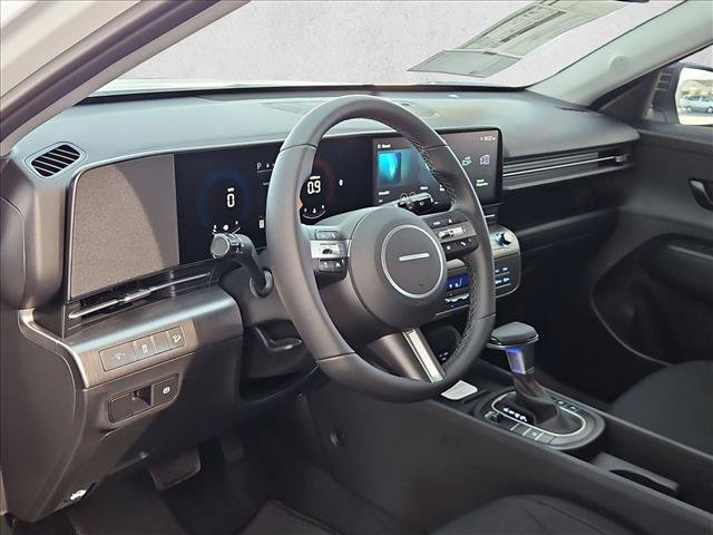 New 2027 Hyundai Kona SEL Sport FWD image 3