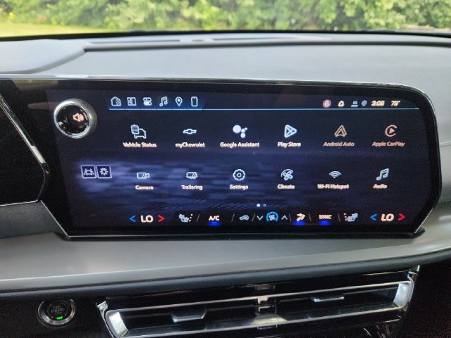 New 2026 Chevrolet Traverse LT w/ Driver Confidence Package FWD image 28