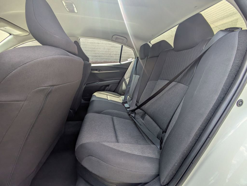 Used 2025 Toyota Camry LE FWD image 27