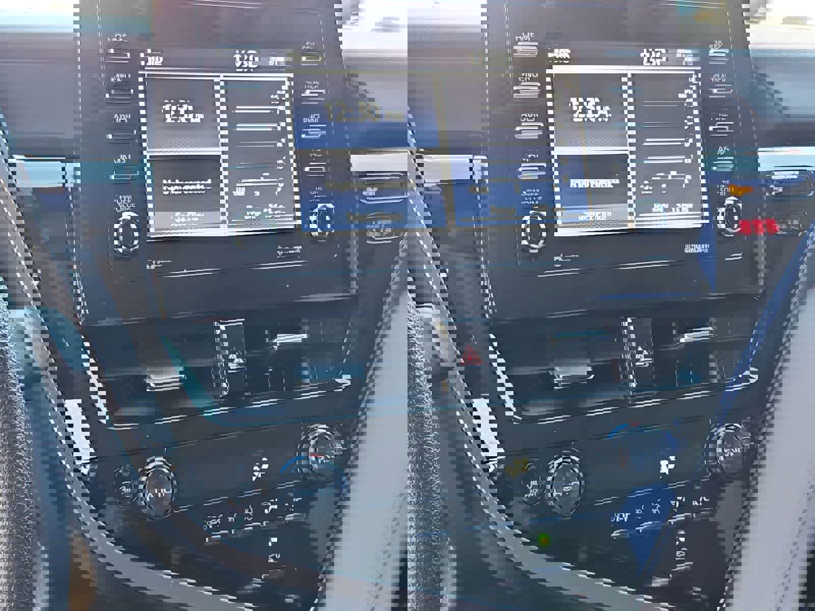 Used 2023 Toyota Camry LE image 28