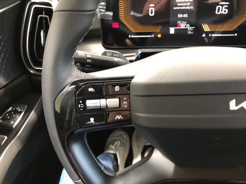 New 2026 Kia Sorento S w/ S Panoramic Sunroof Package image 50