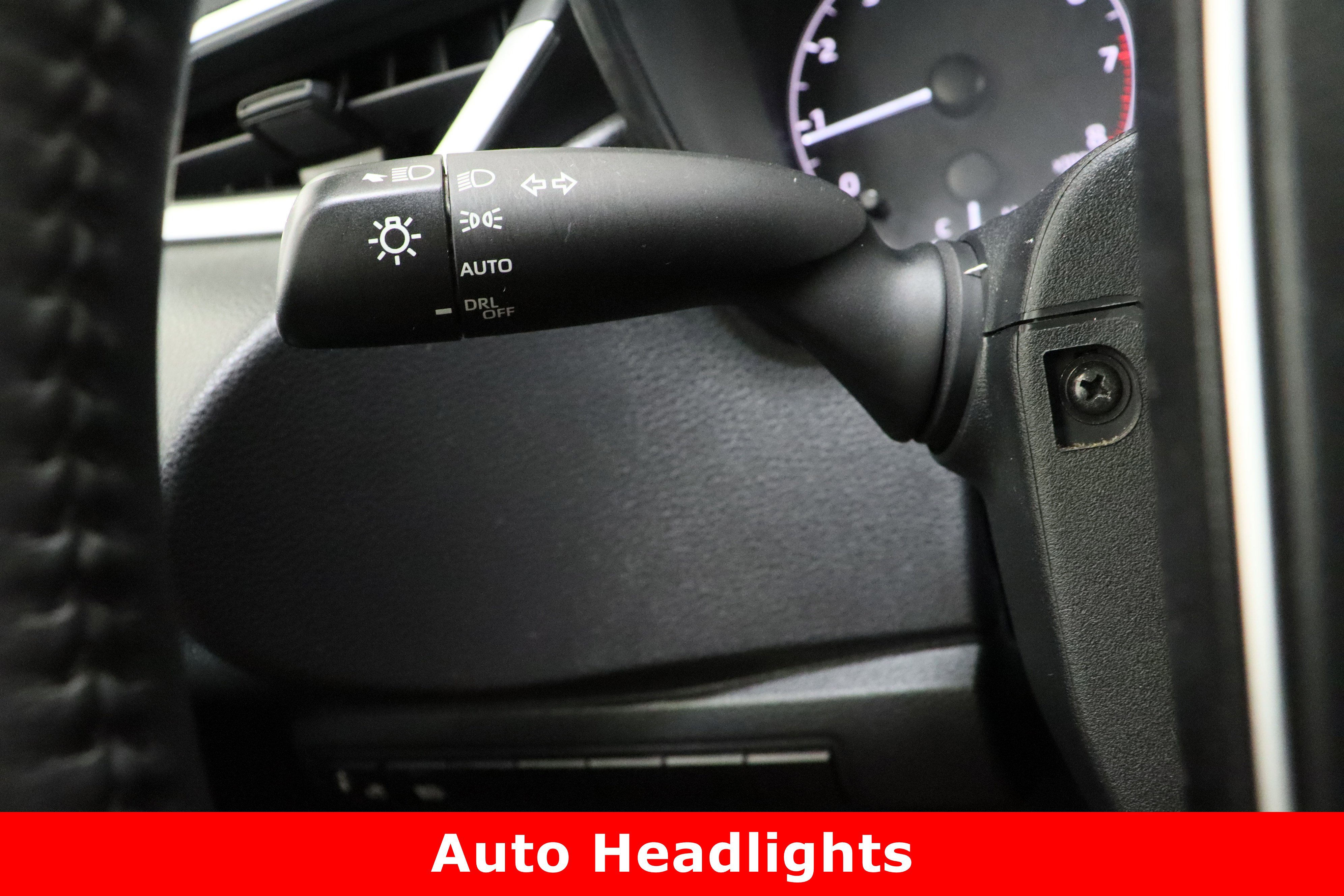 Used 2024 Toyota Corolla SE image 23