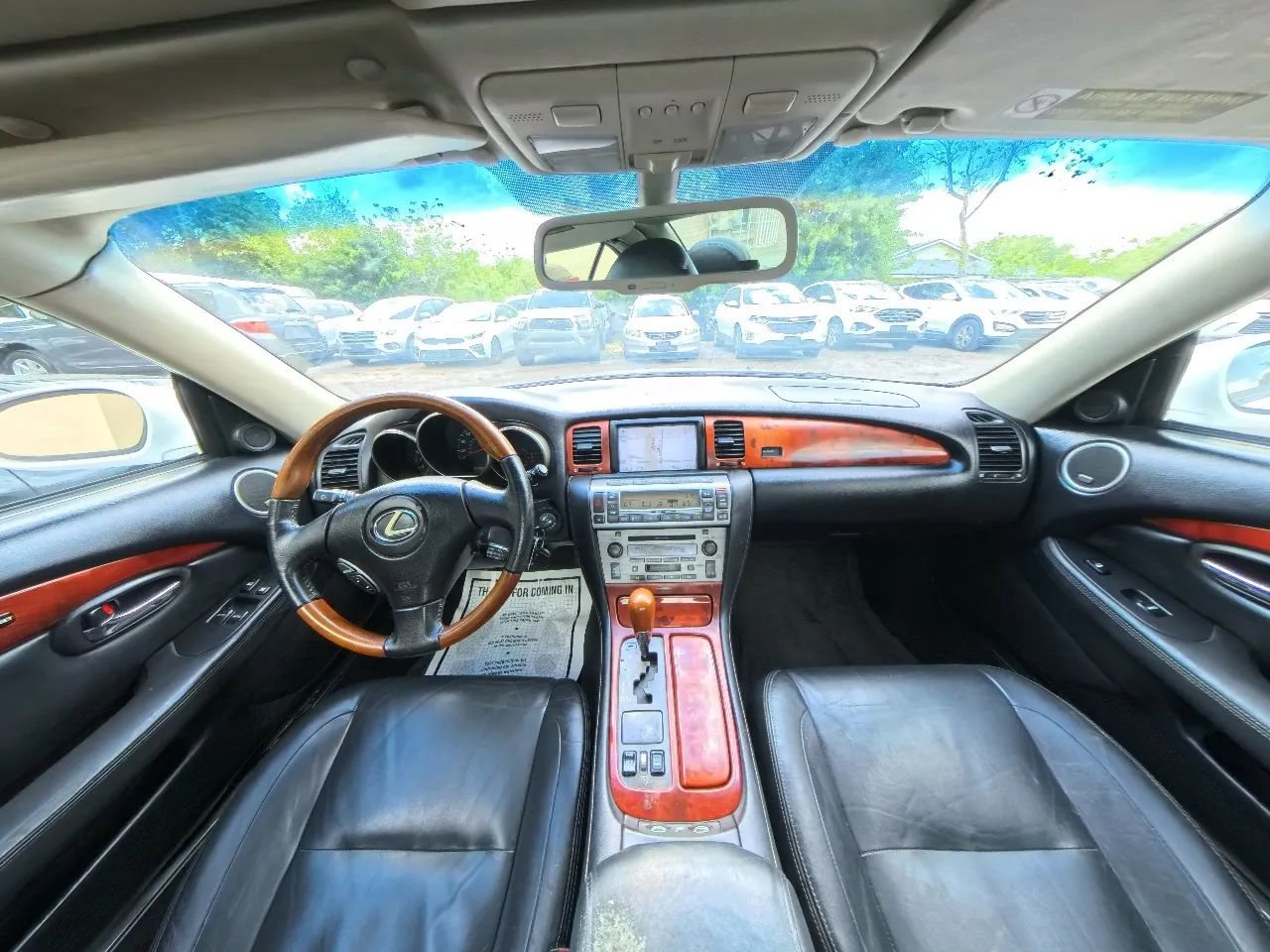 Used 2002 Lexus SC 430 Convertible image 32