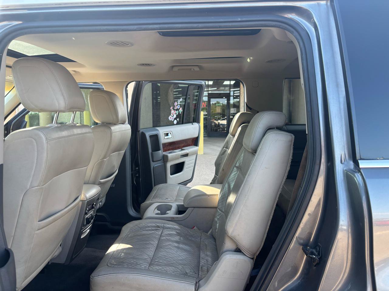 Used 2010 Ford Flex Limited FWD image 16