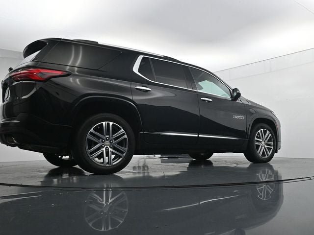 Used 2023 Chevrolet Traverse High Country AWD/4WD image 40