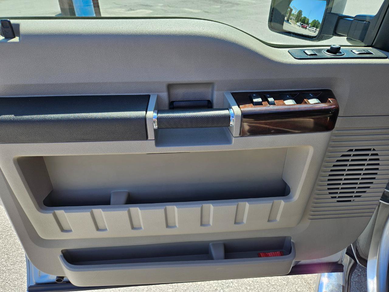 Used 2008 Ford F250 Lariat AWD/4WD image 12