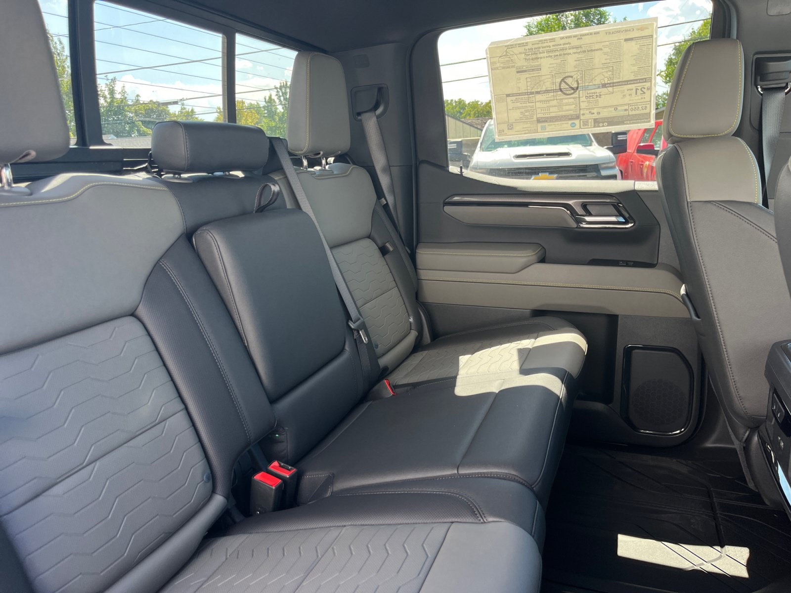 New 2026 Chevrolet Silverado 1500 ZR2 w/ LPO, Dark Essentials Package AWD/4WD image 18