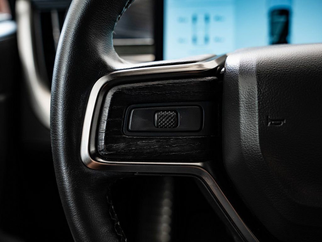 Used 2023 Rivian R1S Adventure image 32