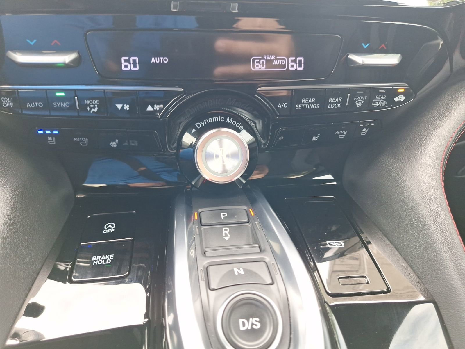 Used 2022 Acura MDX A-Spec image 30