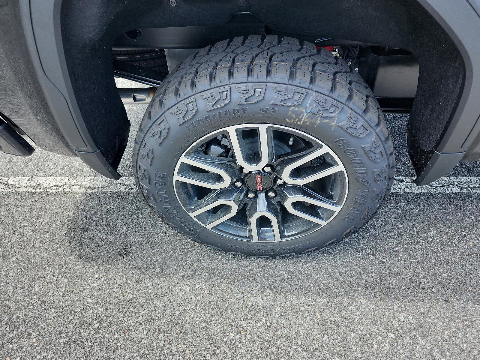 New 2026 GMC Sierra 1500 AT4 w/ AT4 Premium Package image 5