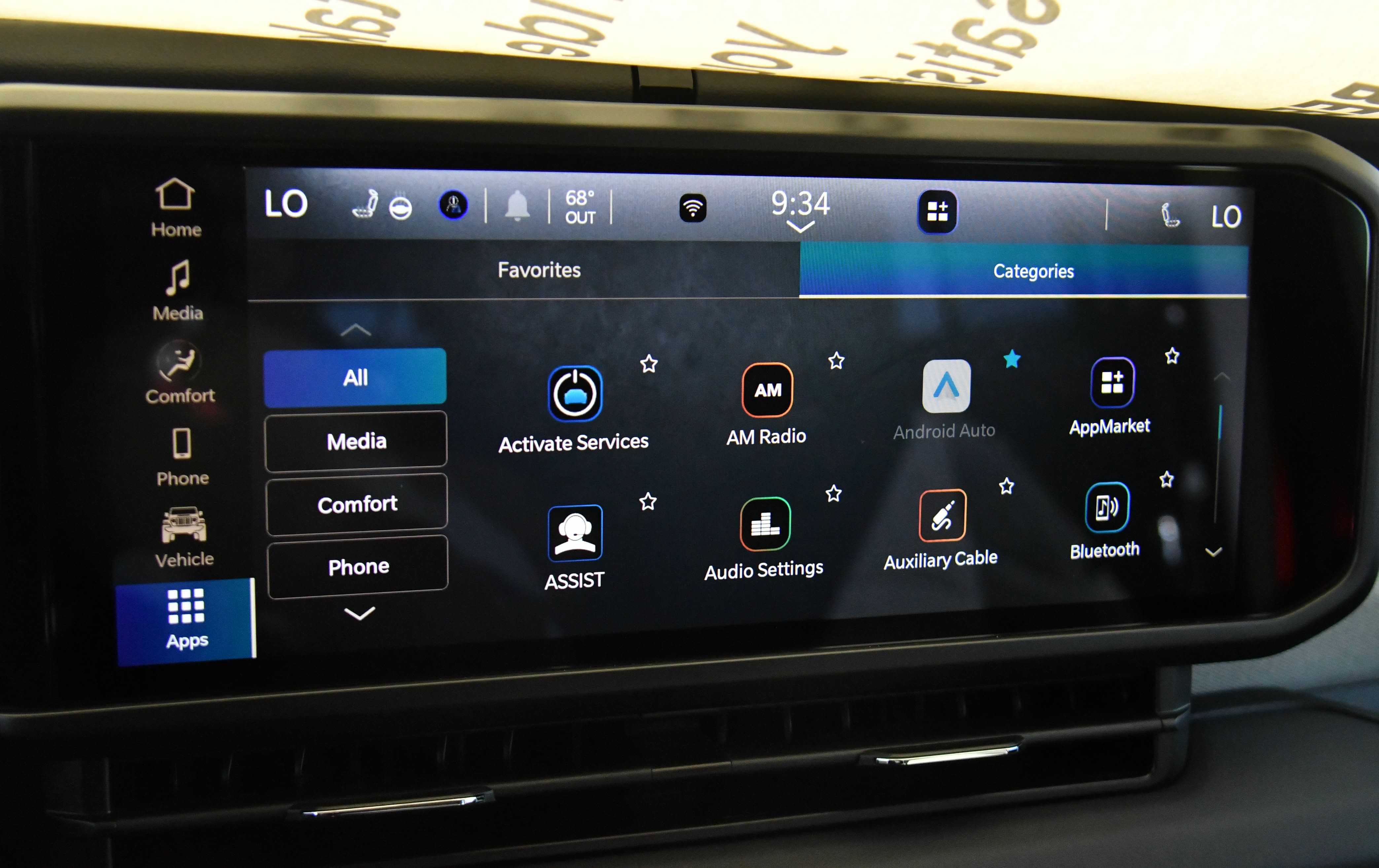 Used 2025 Jeep Wrangler Sahara image 26