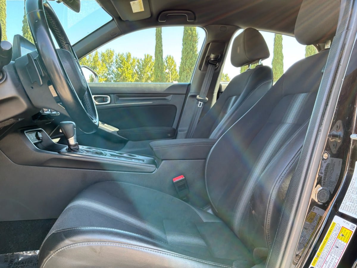 Used 2025 Honda Civic Sport image 18