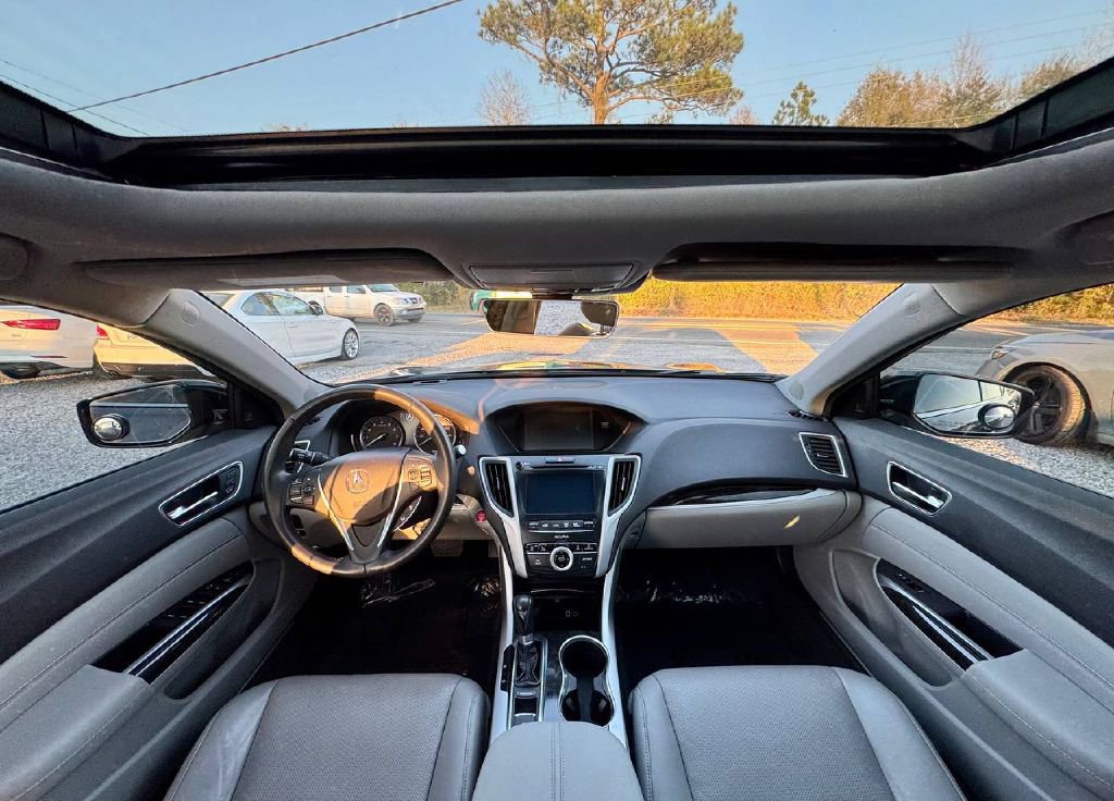 Used 2020 Acura TLX w/ Technology Package image 11