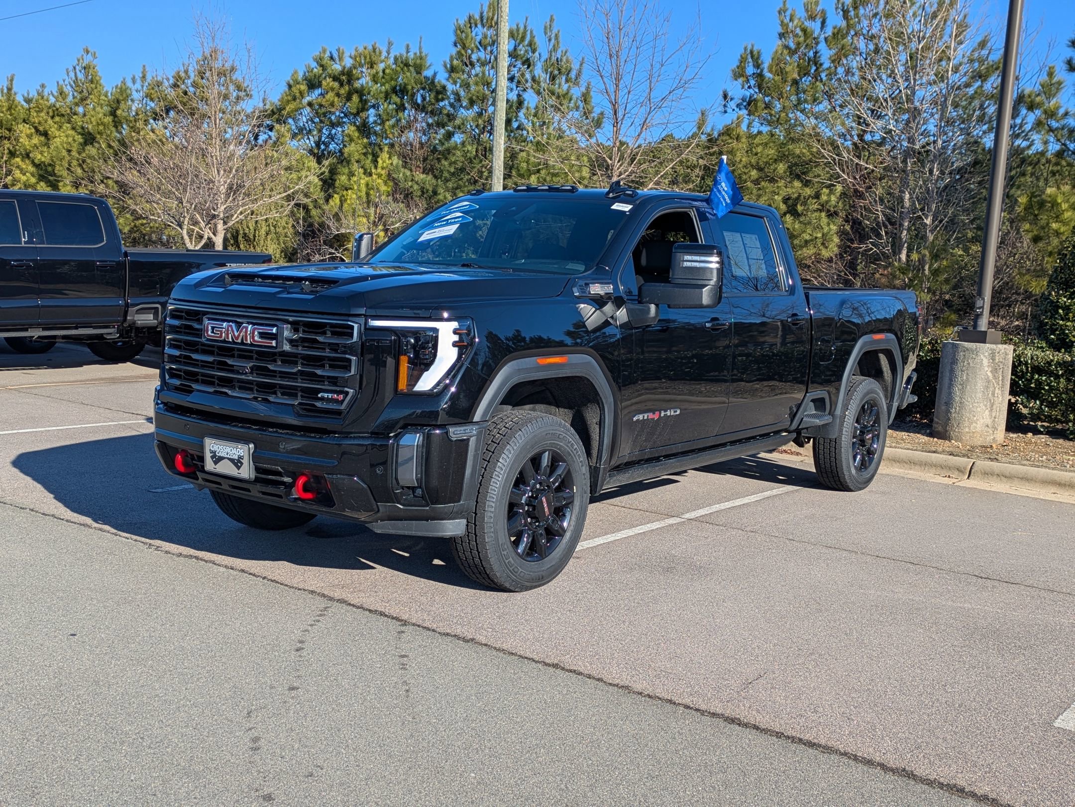 Used 2024 GMC Sierra 2500 AT4 w/ AT4 Premium Plus Package image 8