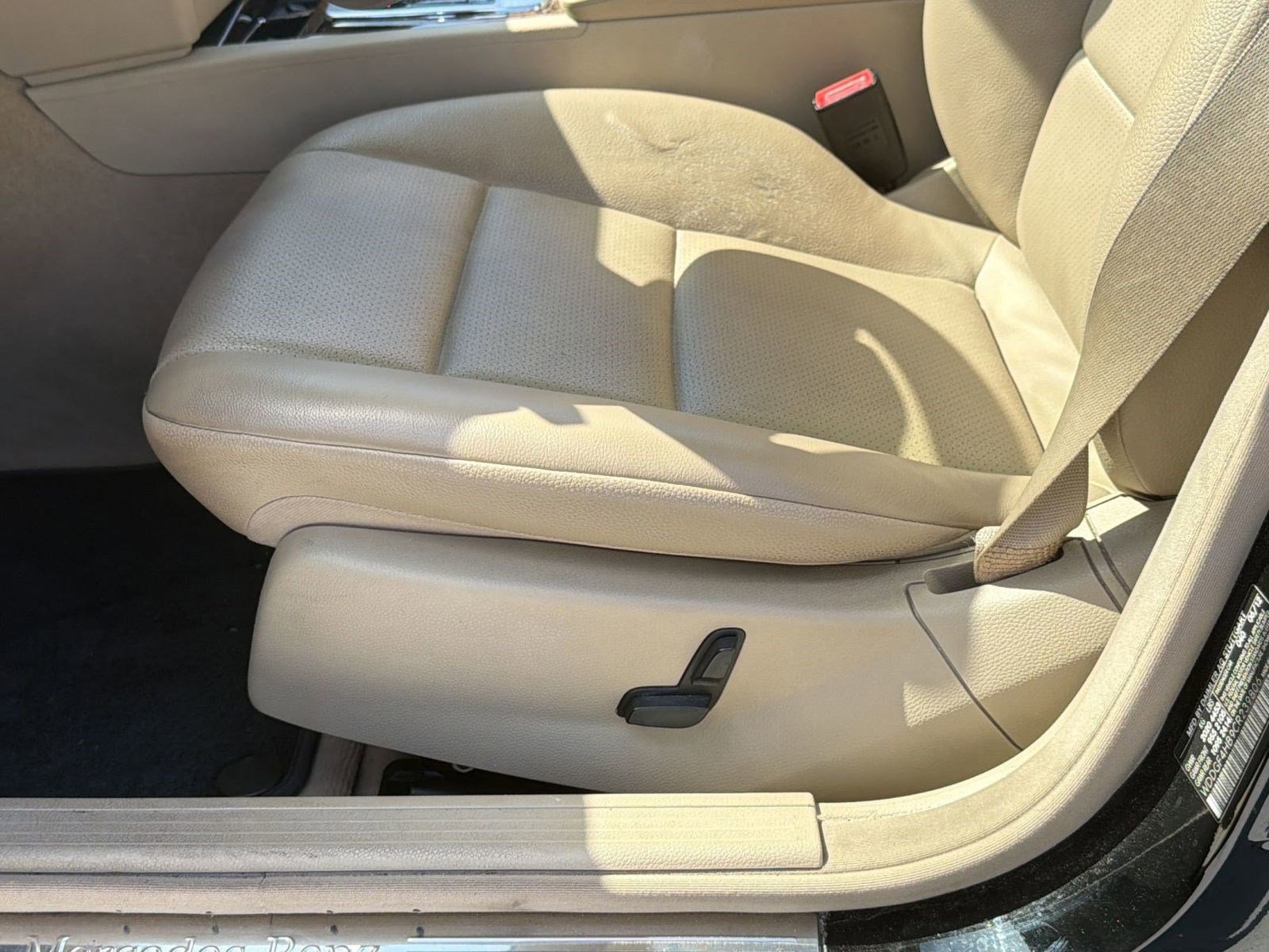 Used 2012 Mercedes-Benz C 250 Sedan image 13