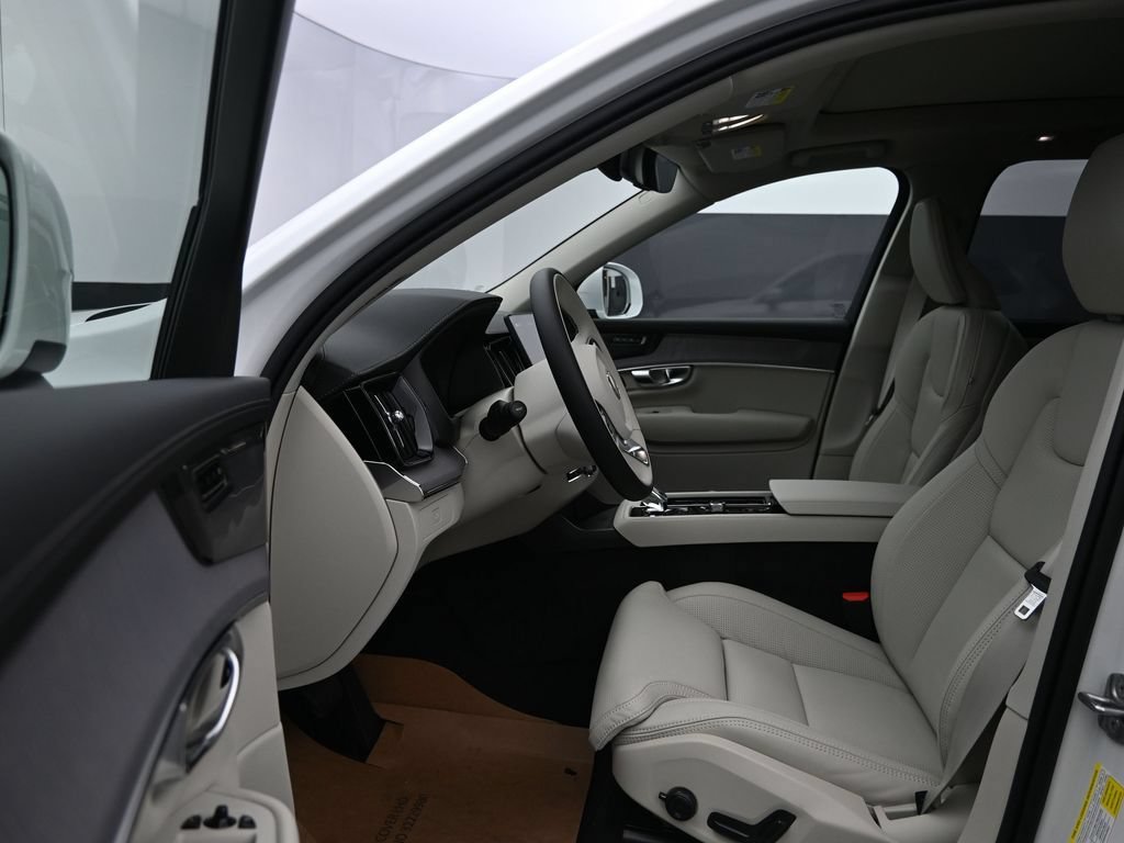 New 2026 Volvo XC90 B6 Ultra w/ Protection Package Premier AWD/4WD image 11