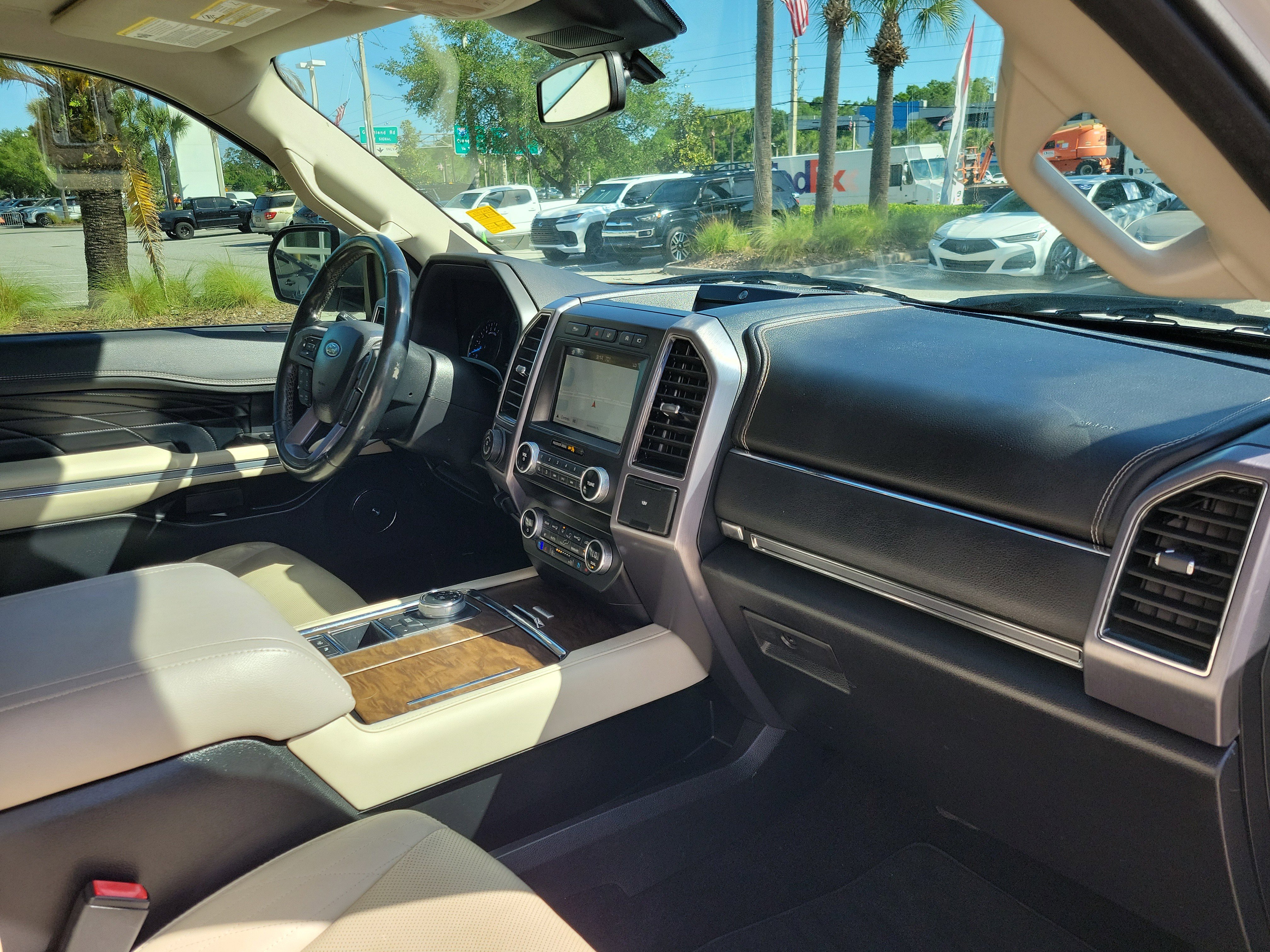 Used 2019 Ford Expedition Platinum RWD image 32
