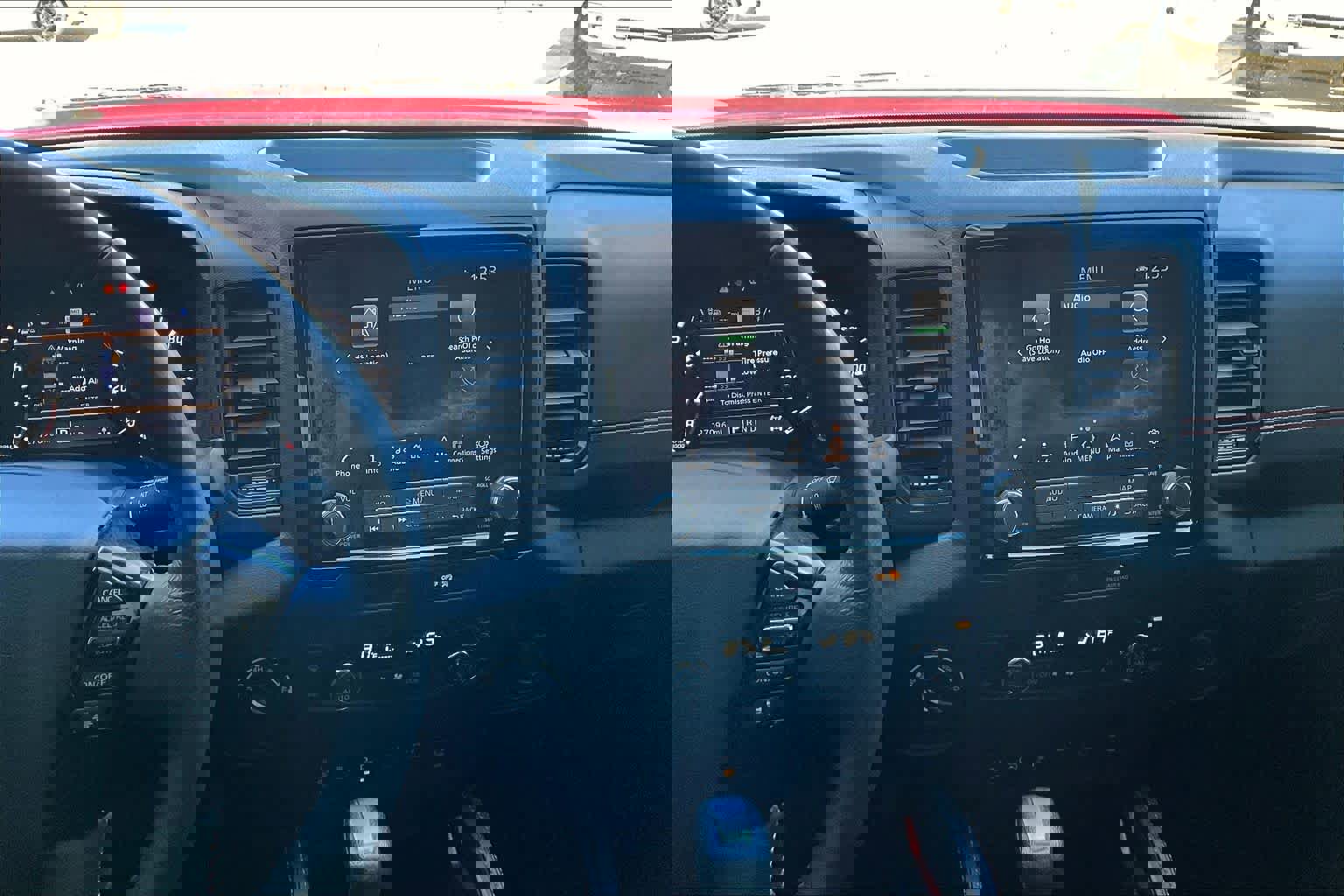 Certified 2023 Nissan Frontier PRO-4X w/ Pro Convenience Package image 7